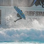 日本サーフィン連盟がジュニア強化合宿を「静波サーフスタジアム」で開催。2022強化指定選手選考基準も発表。