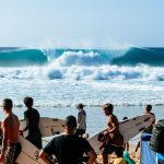 サンセット、ハレイワ、パイプラインという3つの伝説的なブレイクを舞台にした大会が、ハワイ州観光局（HTA）の強力なサポートのもと復活