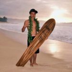 デュエイン・デソトの息子カラ・デソトがロングに続きショートボードでダ・フイ・バックドア・シュートアウト2度目の優勝